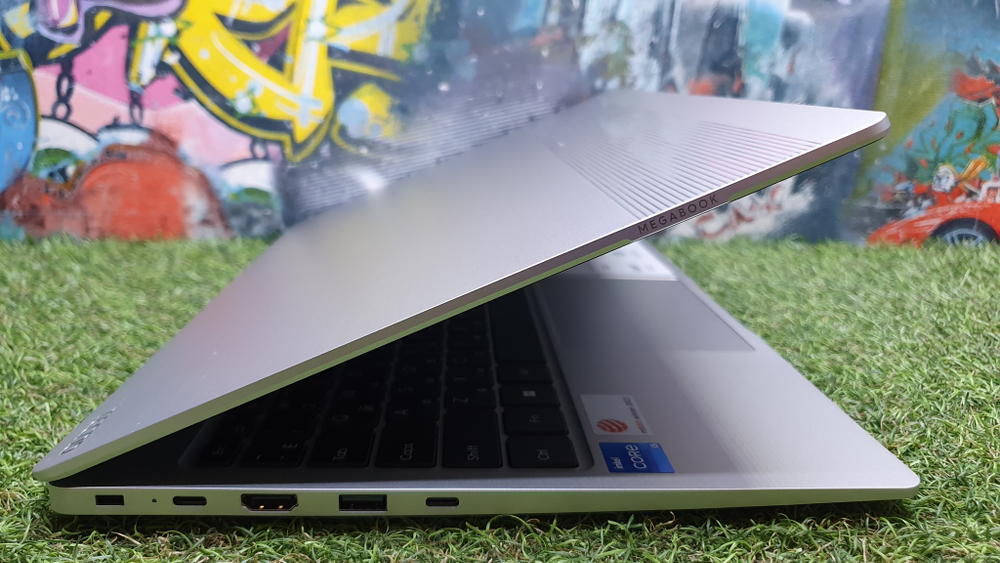 Ноутбук Tecno i5-12/16Gb/FHD/MegaBook T1 T15AA TLCMDRU13A05737/Windows 11