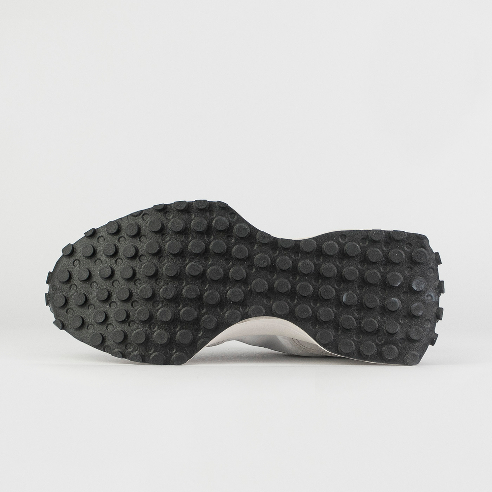 Кроссовки New Balance 327 L.Grey / Black Ftwr.