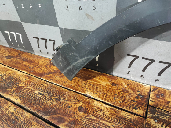 Накладка крыла переднего правого Kia Seltos 19-нв Б/У Оригинал 87712Q5000