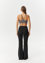 Бесшовный топ на бретелях из итальянской пряжи