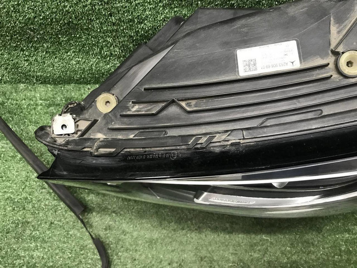 Фара левая Mercedes GLC X253 (2019-2022) LED