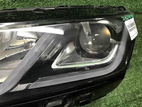 Битая Фара левая Geely Coolray (19-23) галоген
