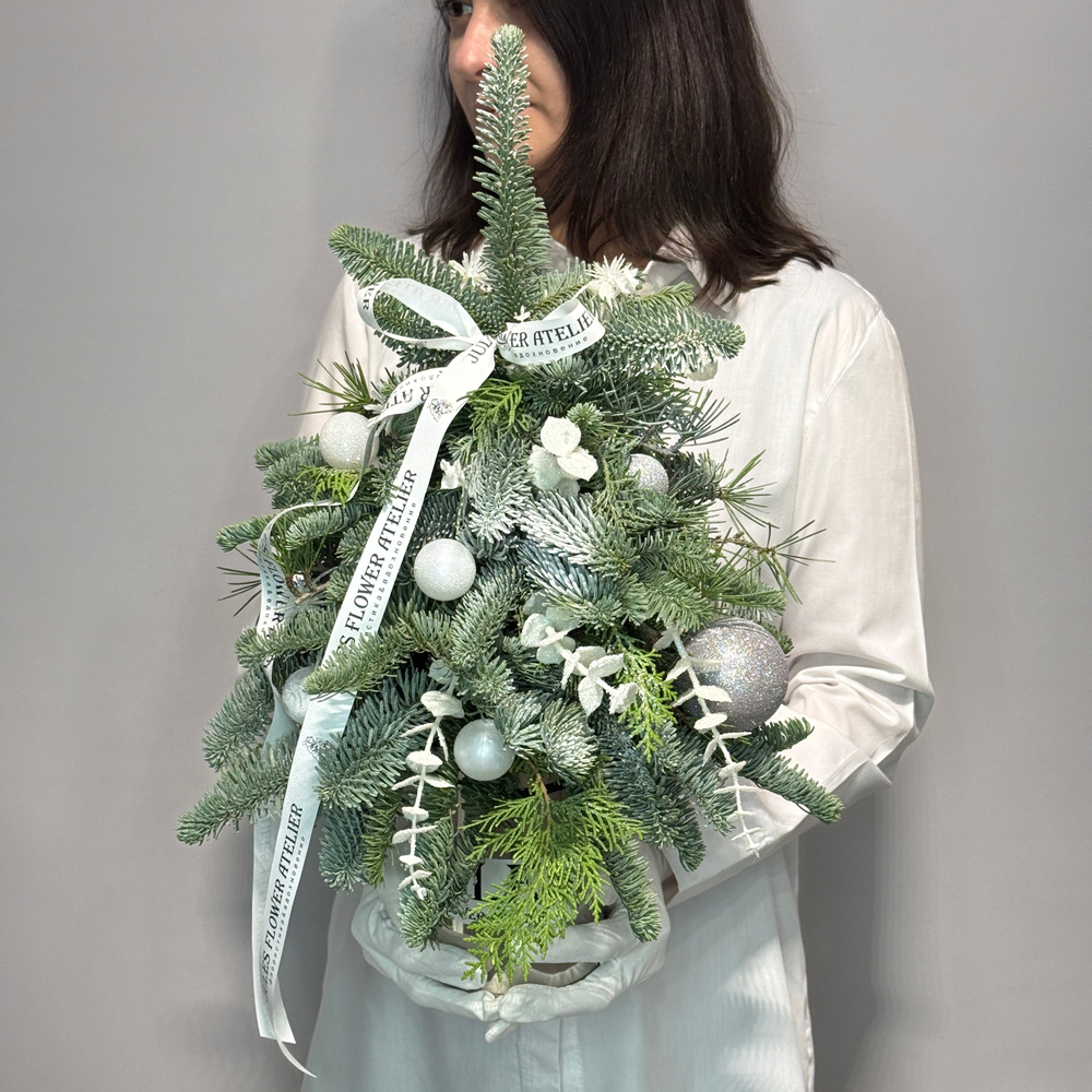 «Снежное королевство» новогодняя композиция с нобилисом