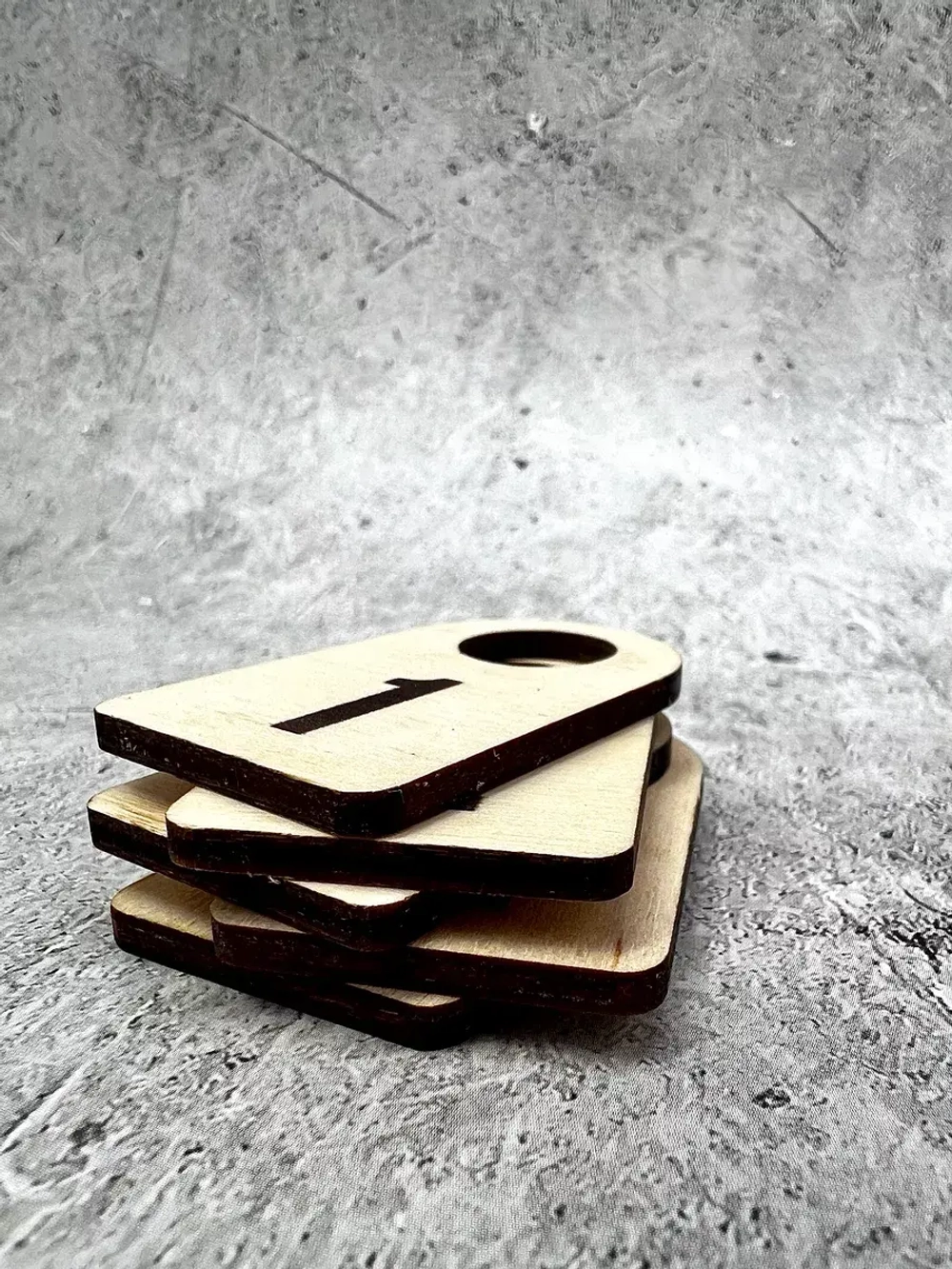 Номерки гардеробные дерево