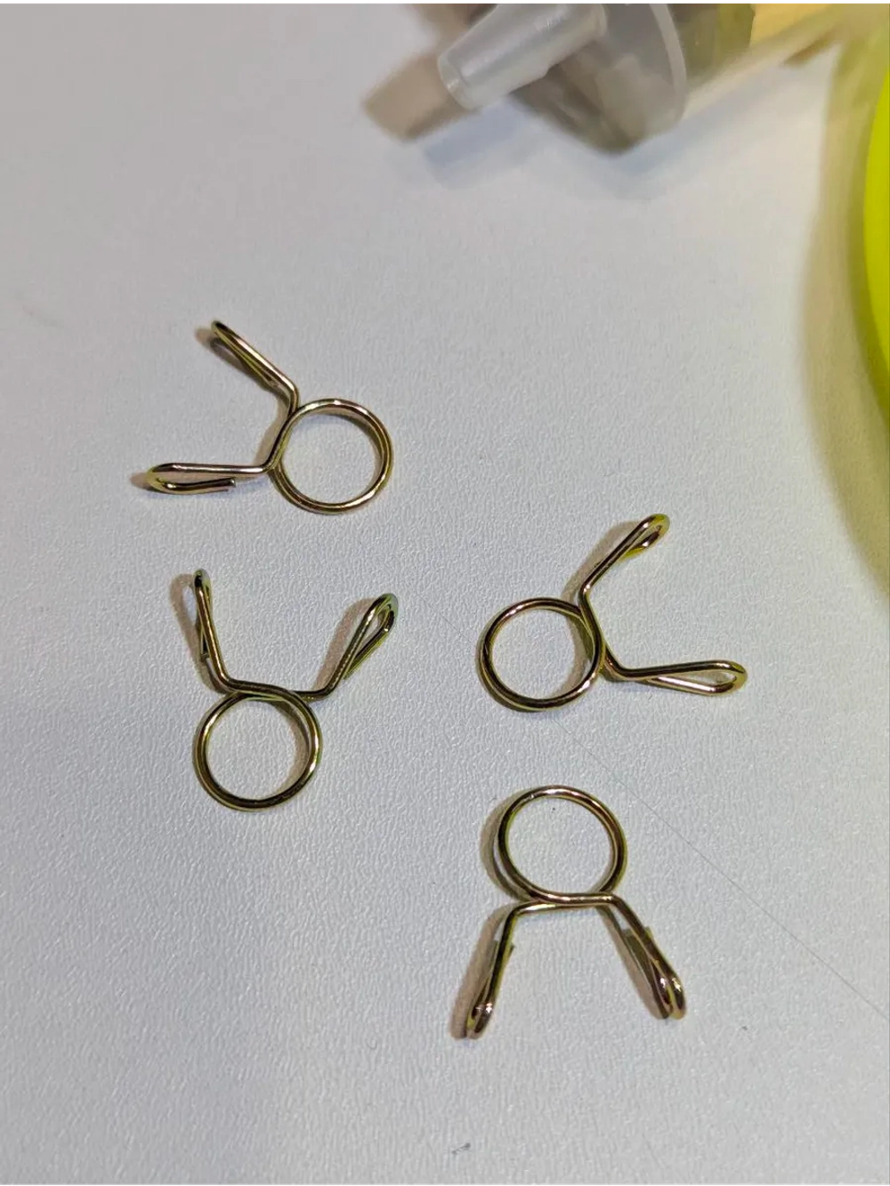 +t Шланг топливный маслобензостойкий с фильтром и хомутами