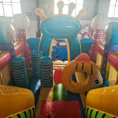 Коммерческий надувной батут с горкой «В гостях у моря», 8*4*5 м