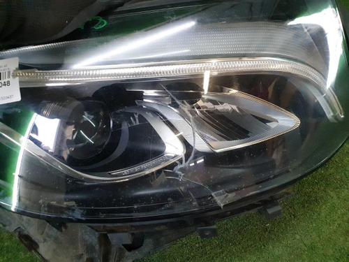 Битая Фара правая Mercedes GLC X253 (2015-2019) LED