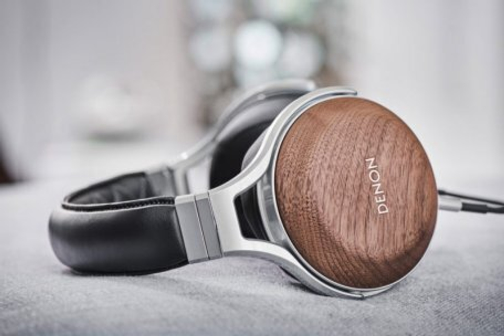 Наушники Denon AH-D7200