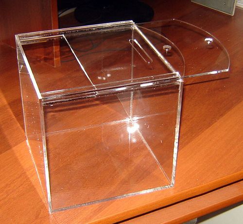 Ящик для пожертвований 200х200х200