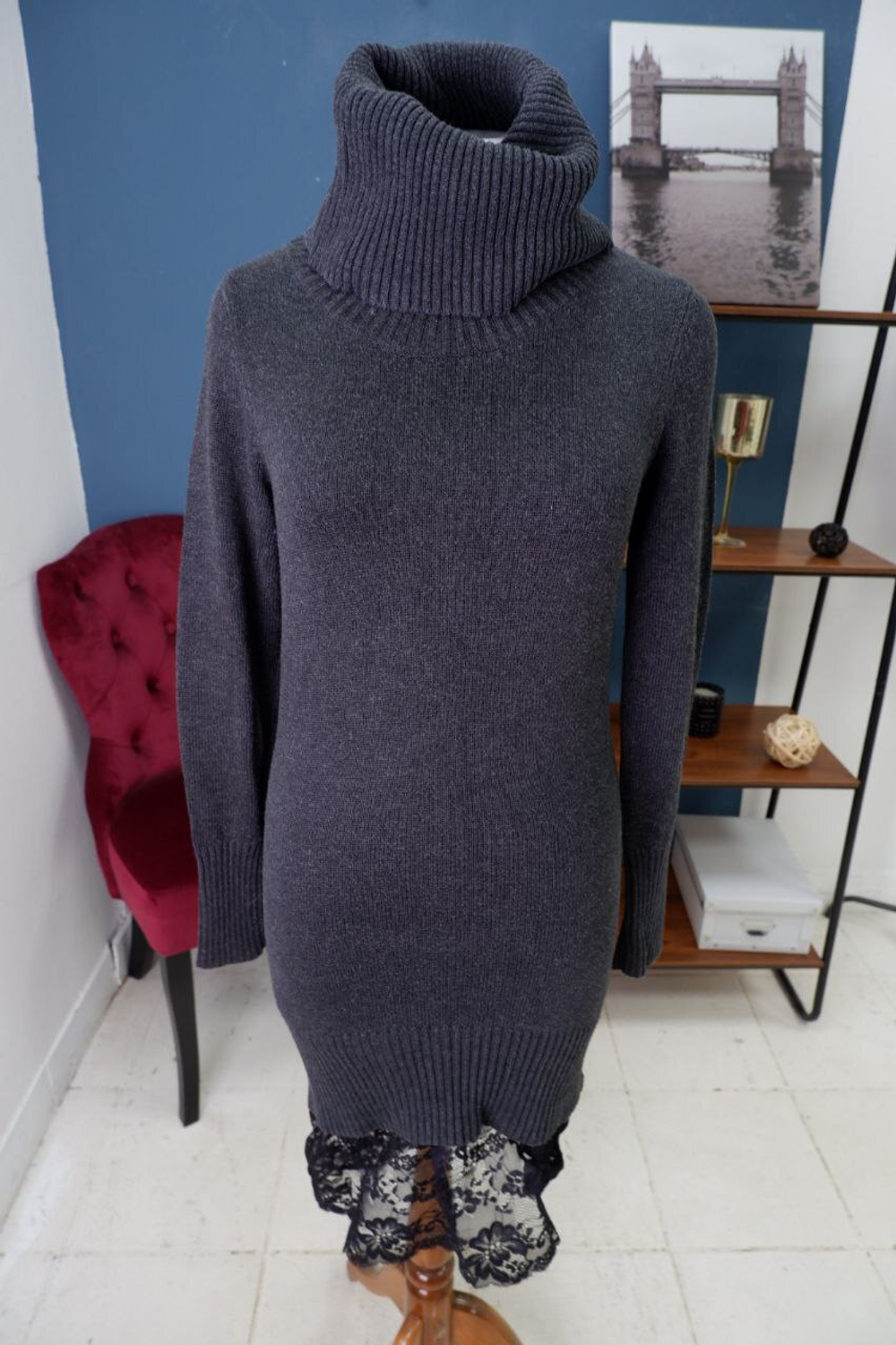 Платье модное 42/44 размер