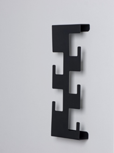 Вешалка для одежды СТОКГОЛЬМ, 135×410×55 мм, цвет черный