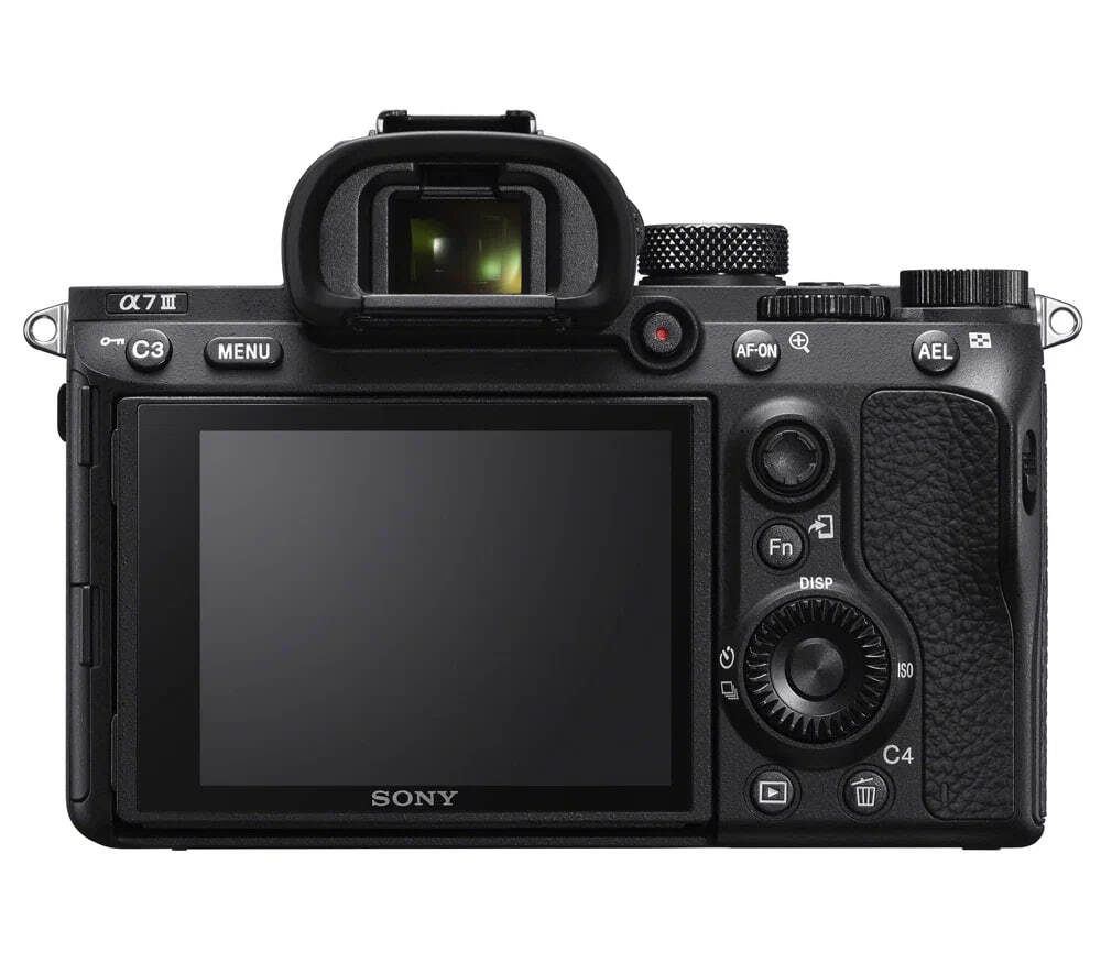 Беззеркальная камера Sony Alpha 7 III
