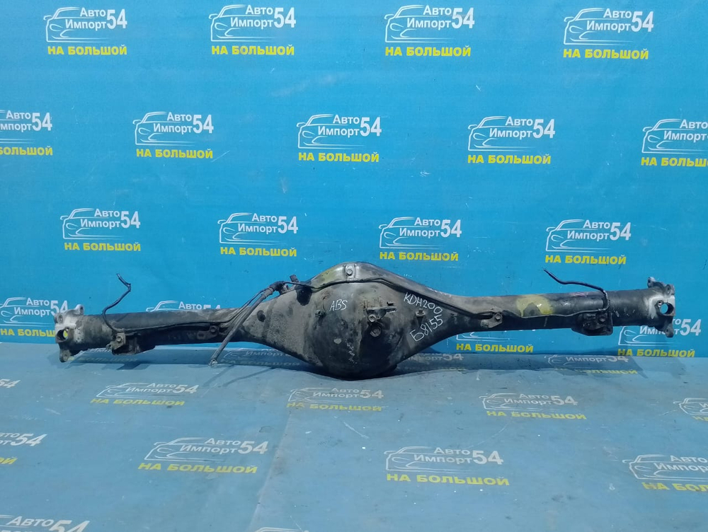 Чулок заднего моста TOYOTA HIACE 2004-2010