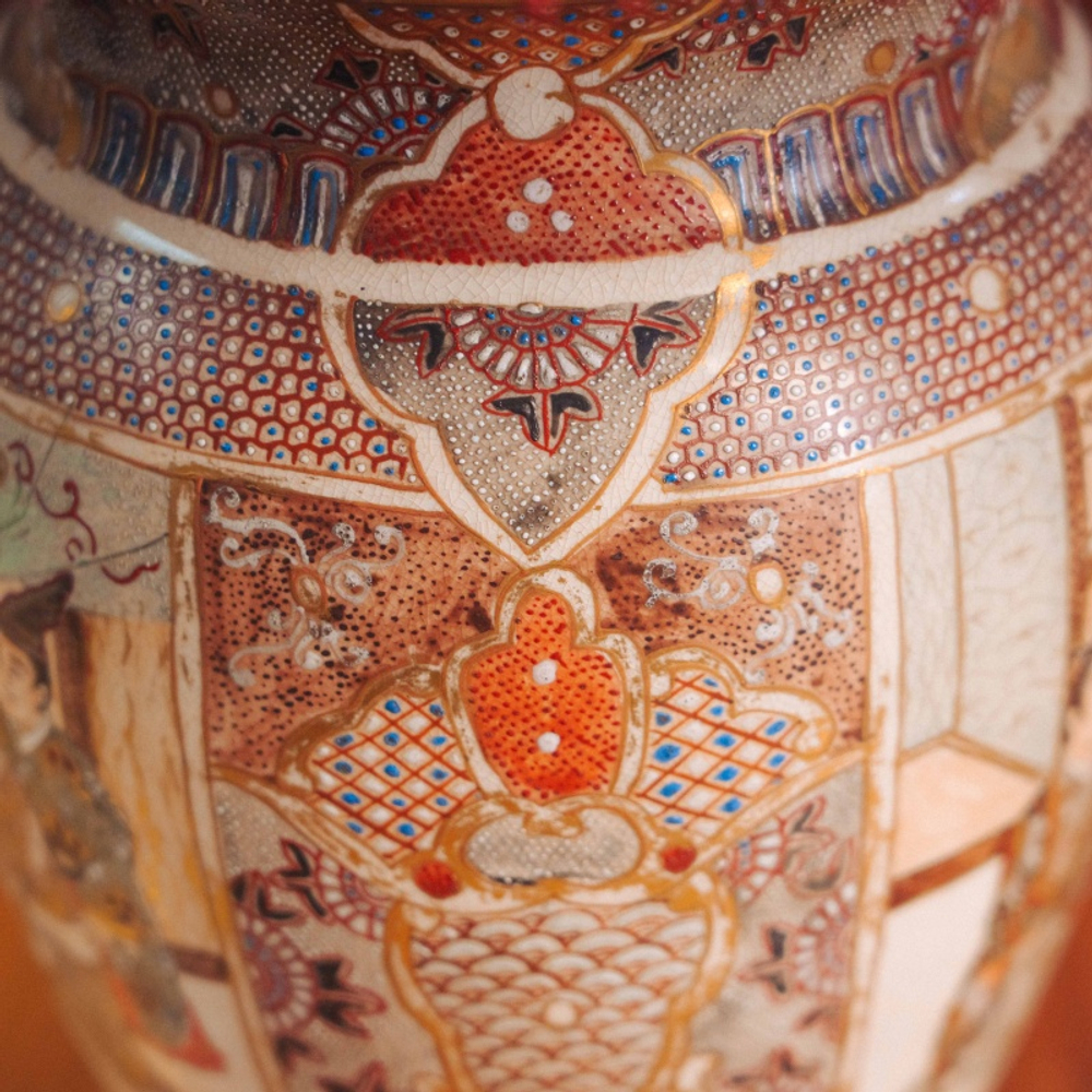 Антикварная настольная лампа в японском стиле