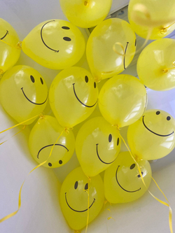 Воздушные гелиевые шары смайлик №4682