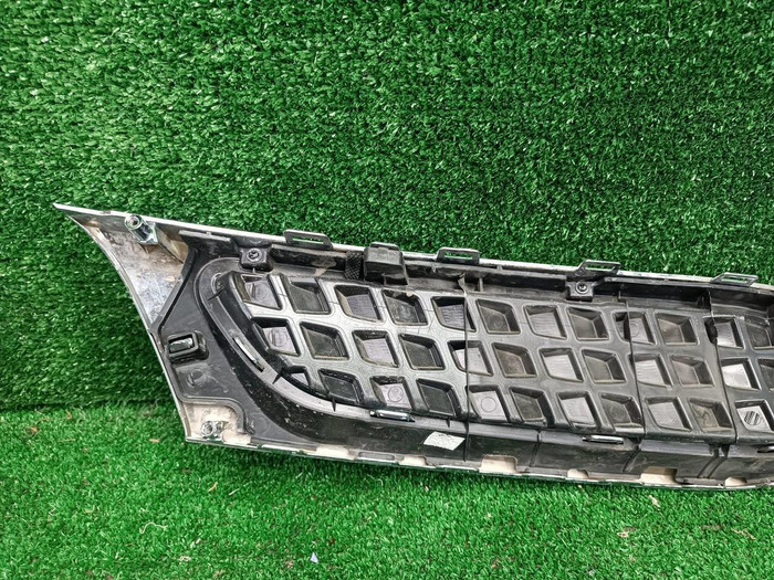 Решетка радиатора KIA Rio 4 X-Line (2017-2020)