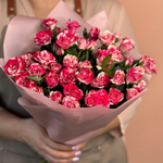 Яркий монобукет из 5 кустовых роз