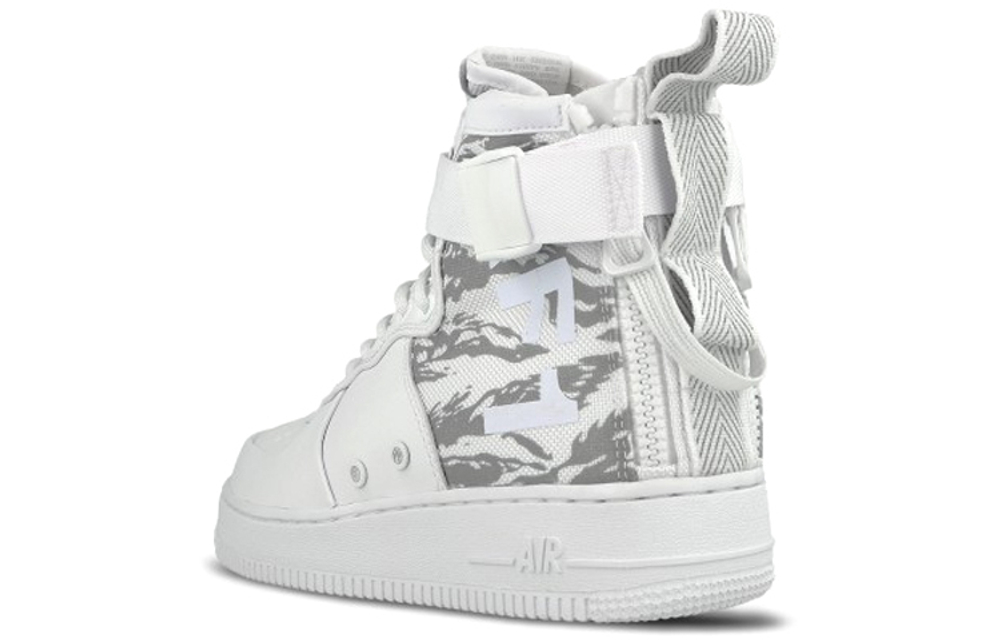 Кроссовки Nike Air Force 1 Winter Camo
