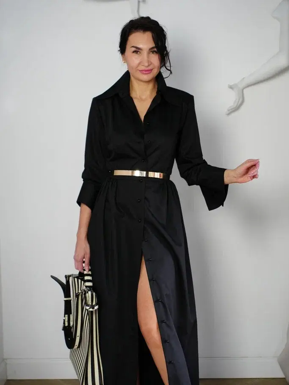 Платье-рубашка в черном