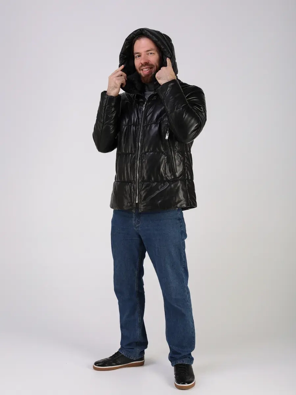 Куртка зимняя кожаная с капюшоном пуховик