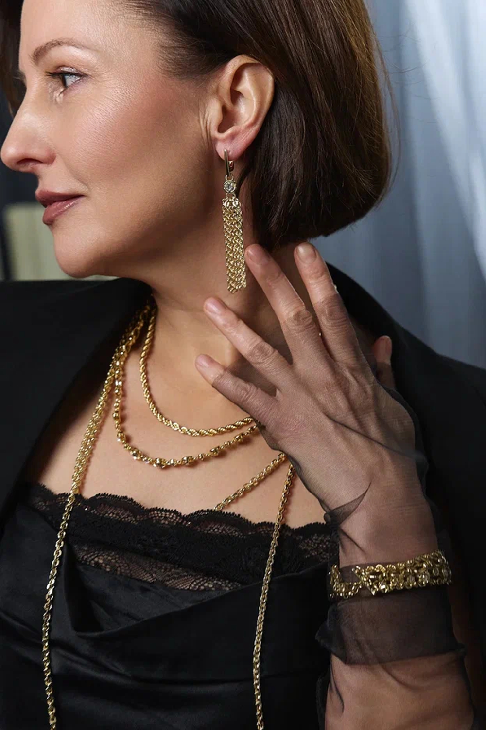 Серьги кисти "Богема" с цирконами, оттенок золото