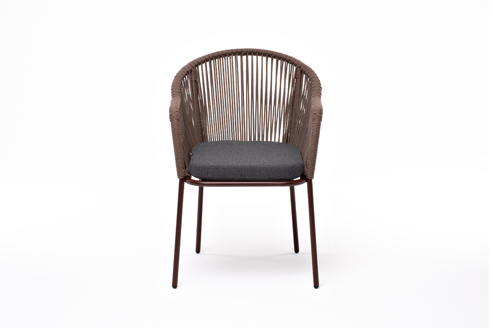 "Лион" стул плетеный из роупа, каркас из стали коричневый (RAL8016) муар, роуп коричневый круглый, ткань бежевая