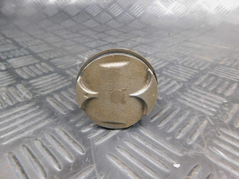 Поршень Kawasaki ZZR 400 98 (с шатуном) 052953