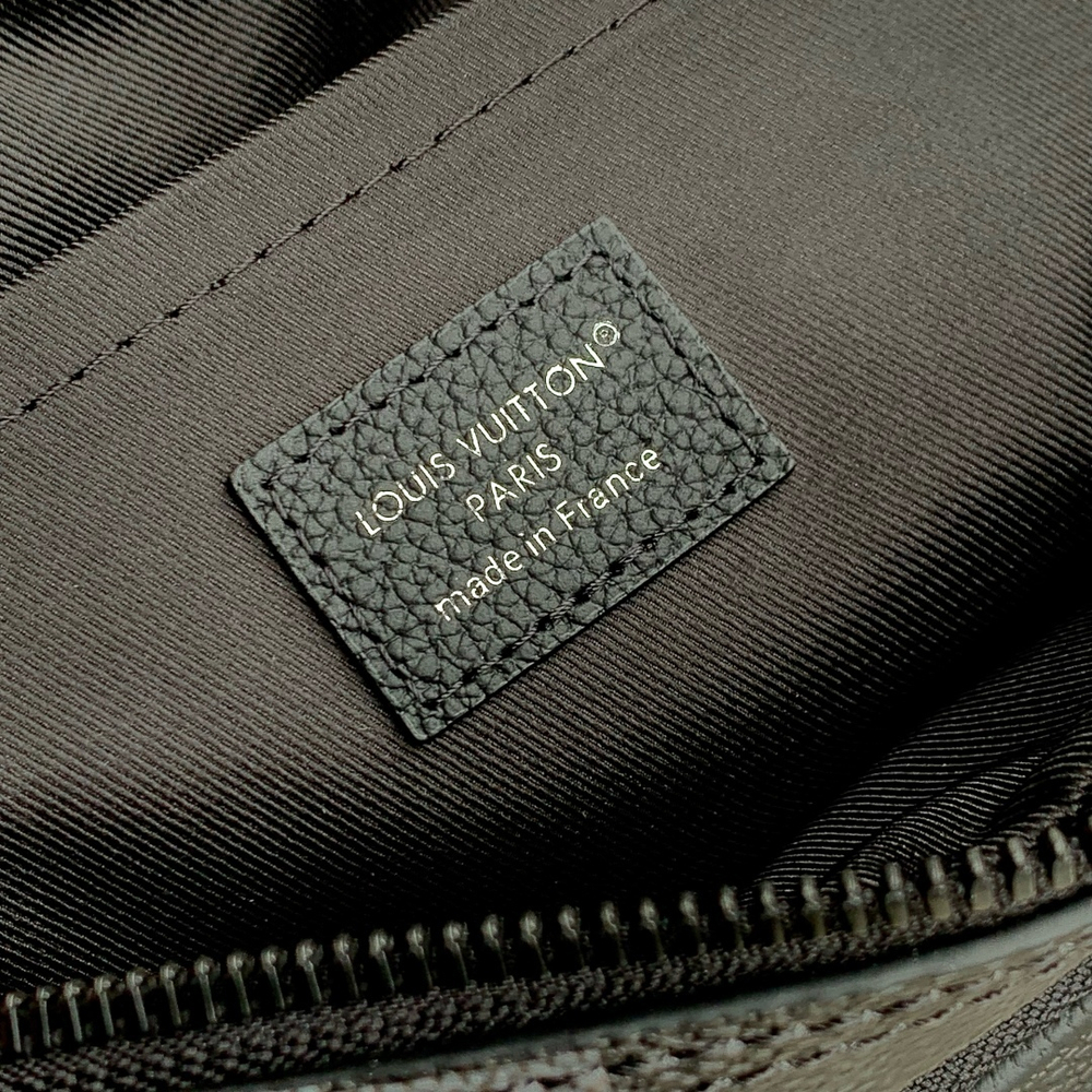 Louis Vuitton Nil Bag