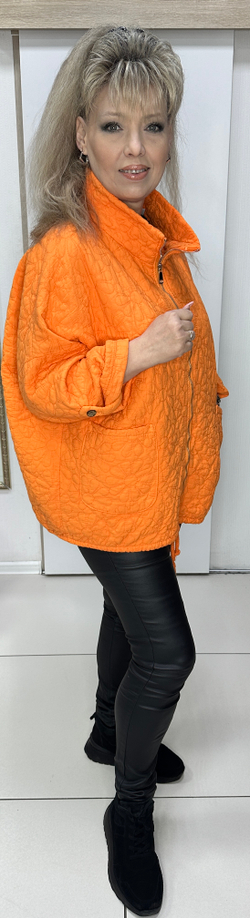 Оранжевая куртка-жакет "зефирка"
