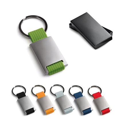 GRIPITCH. Брелок из металла и тесьмы