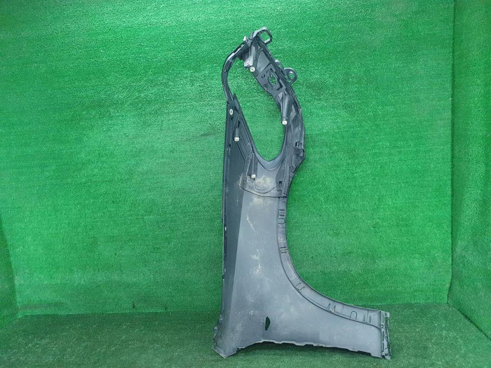 Крыло переднее левое BMW X5 E70 (2010-2013)