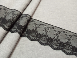 Кружево на сетке 9.3 см*13.71 м