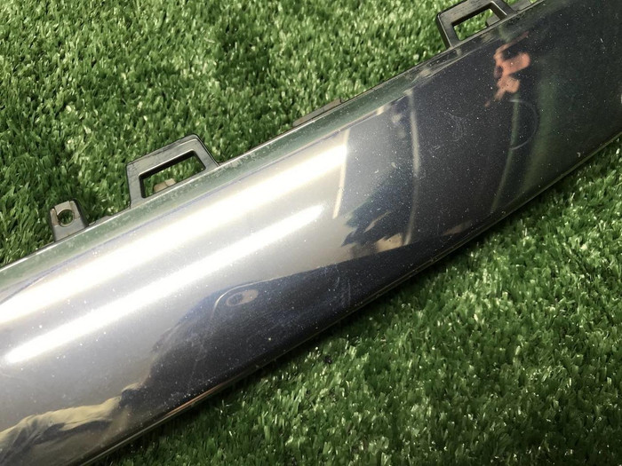 Молдинг перед. бампера Mercedes GLS x167 19-24 AMG