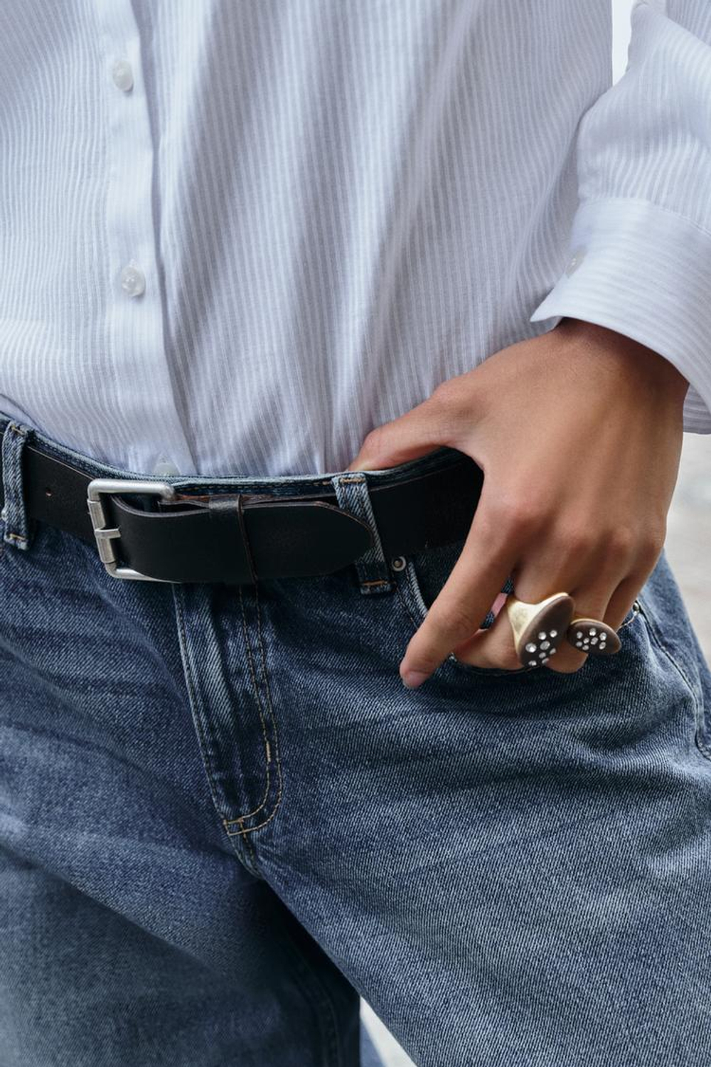 ZARA НАБОР ИЗ 2 ОВАЛЬНЫХ КОЛЕЦ С ЭФФЕКТОМ ДЕРЕВА И БЛЕСКОМ, ЗОЛОТИСТЫЙ