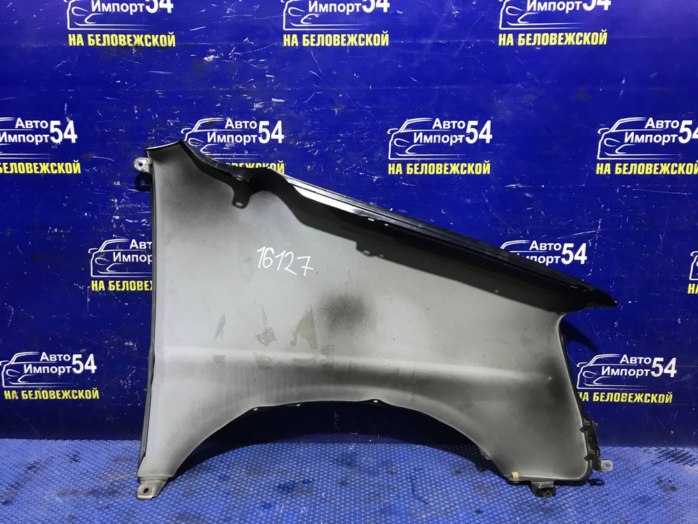 Крыло переднее левое Honda STEPWGN 1996-2001