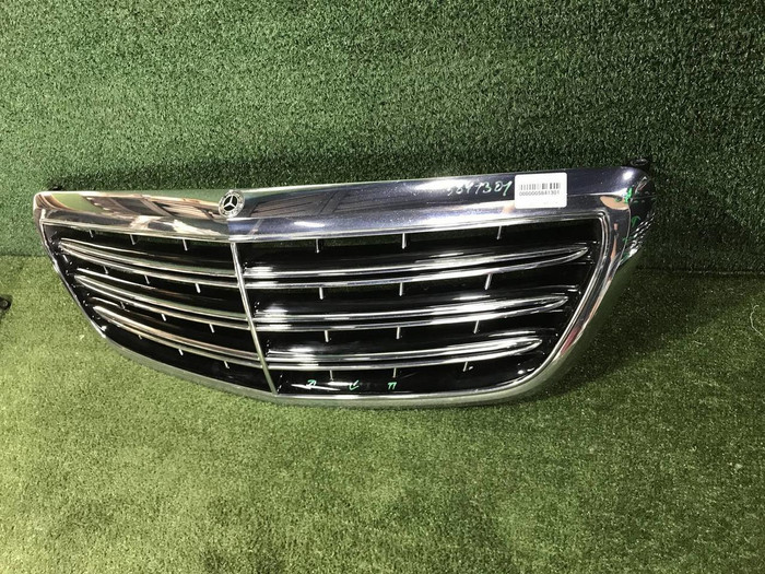 Решетка радиатора Mercedes S W222 (2017-2020)