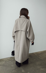 Пальто из шерсти с рукавами-буфами