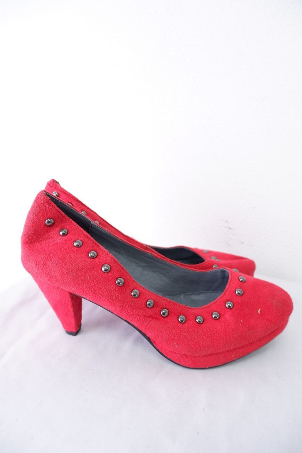 Туфли Andrea Conti замшевые 39 размер