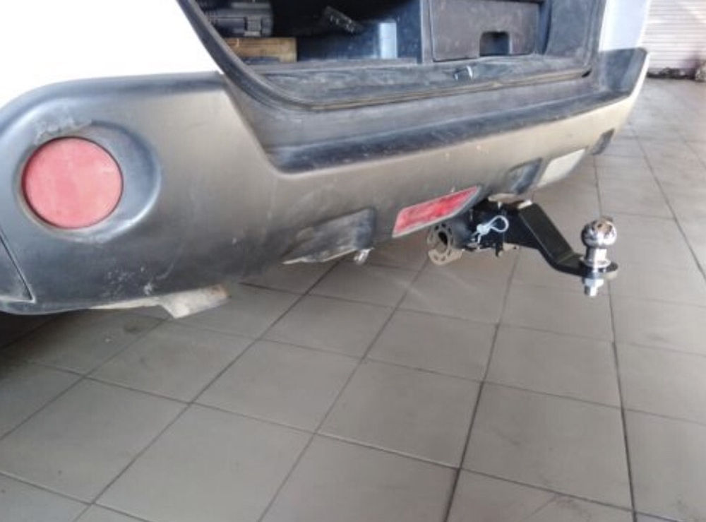 Фаркоп под квадрат для Nissan X-Trail T31, 2007-, Бизон.FA 0220-E