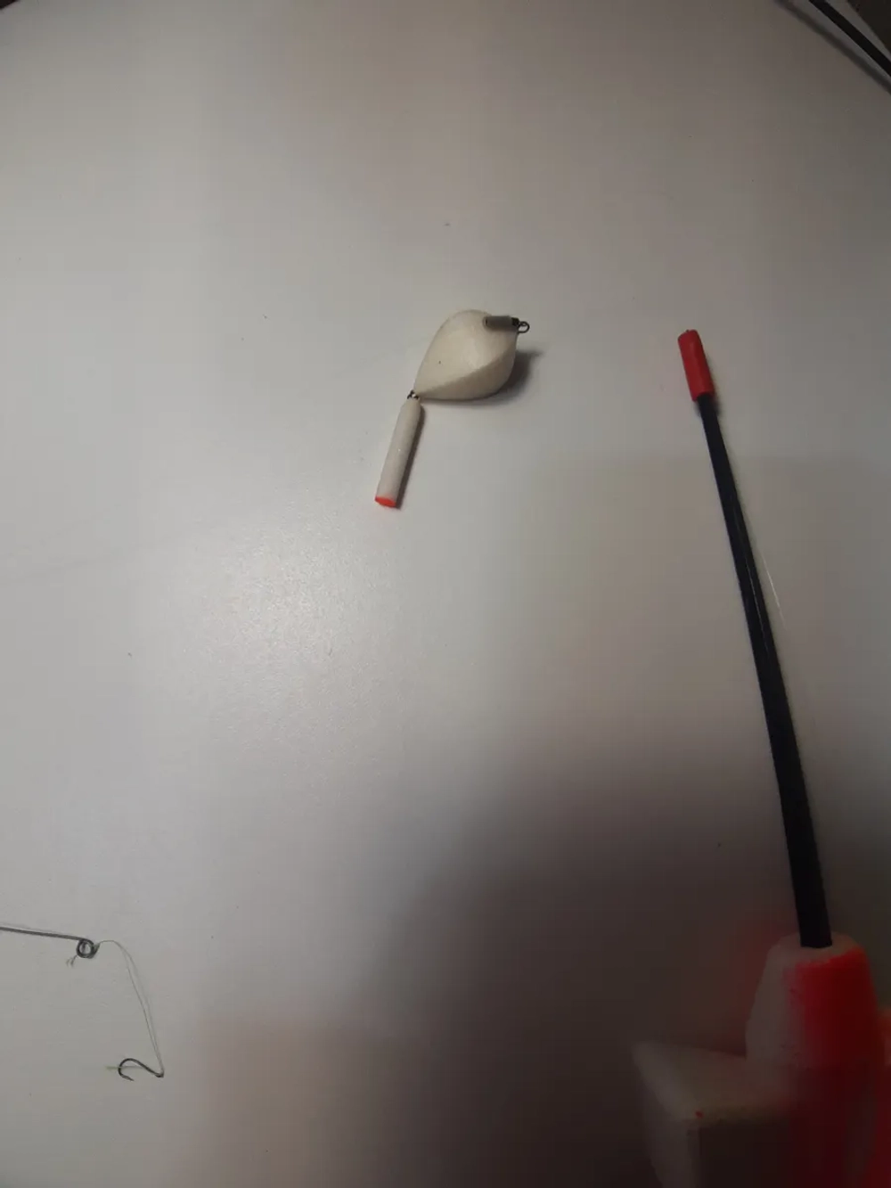 Удочка кобылка оснащенная на белую рыбу