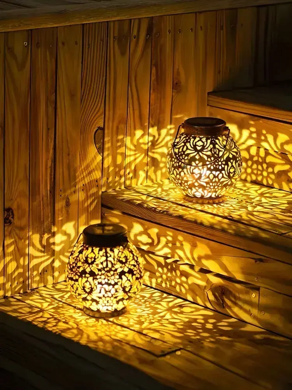 Светильник уличный для дачи на солнечной батарее / Фонарь уличный садовый на солнечной батарее