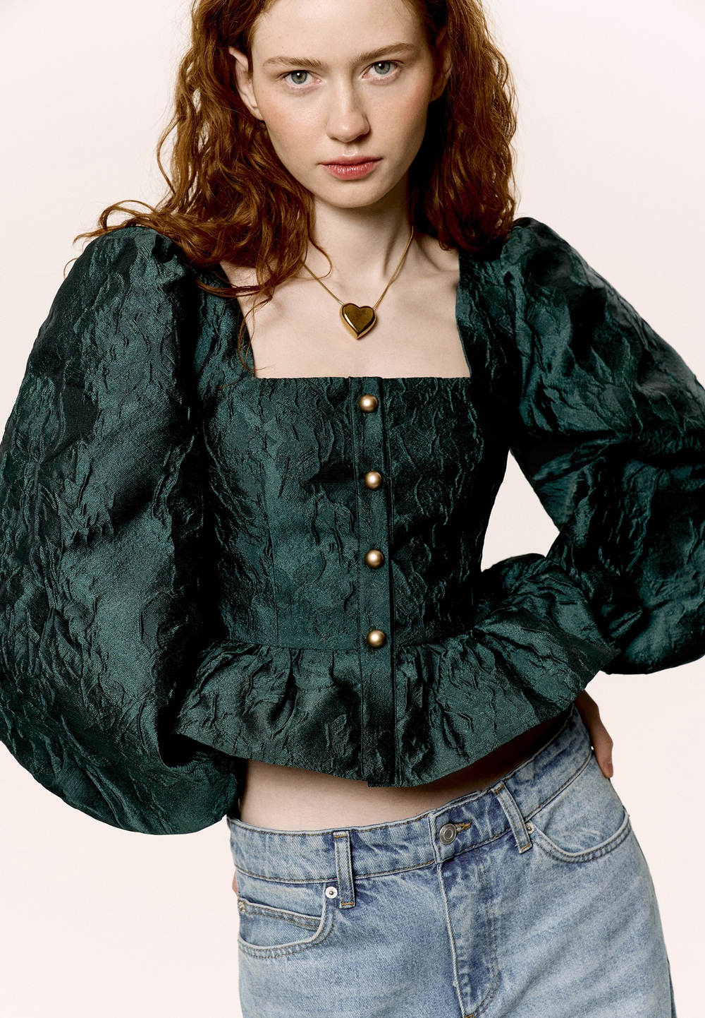 Топ Emerald green