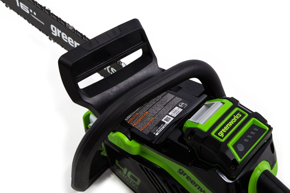 Аккумуляторная цепная пила Greenworks GD40CS18K4, 2005807UB,40v, 40 см, АКБ 4 А·ч и ЗУ