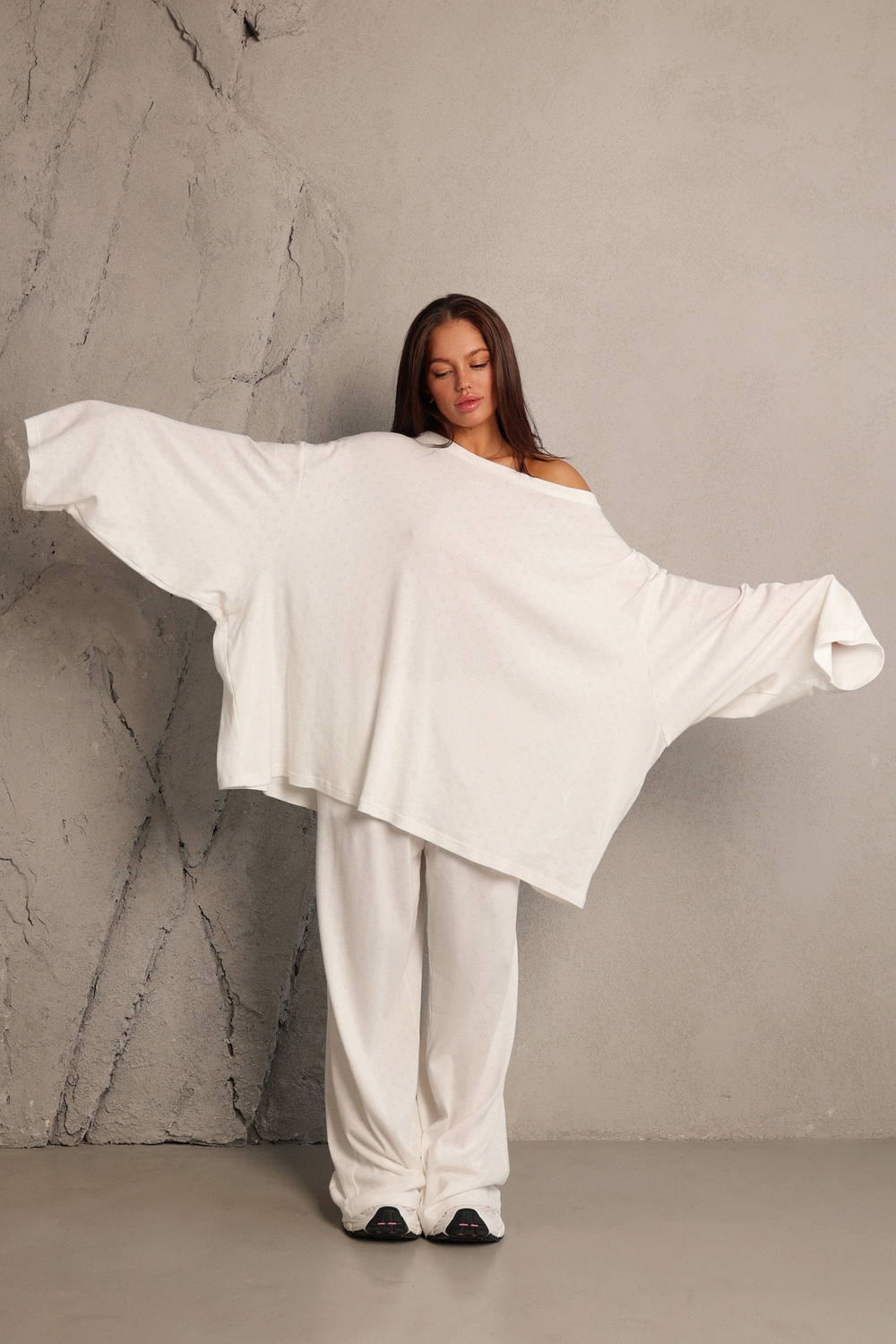 Лонгслив OVER из трикотажа