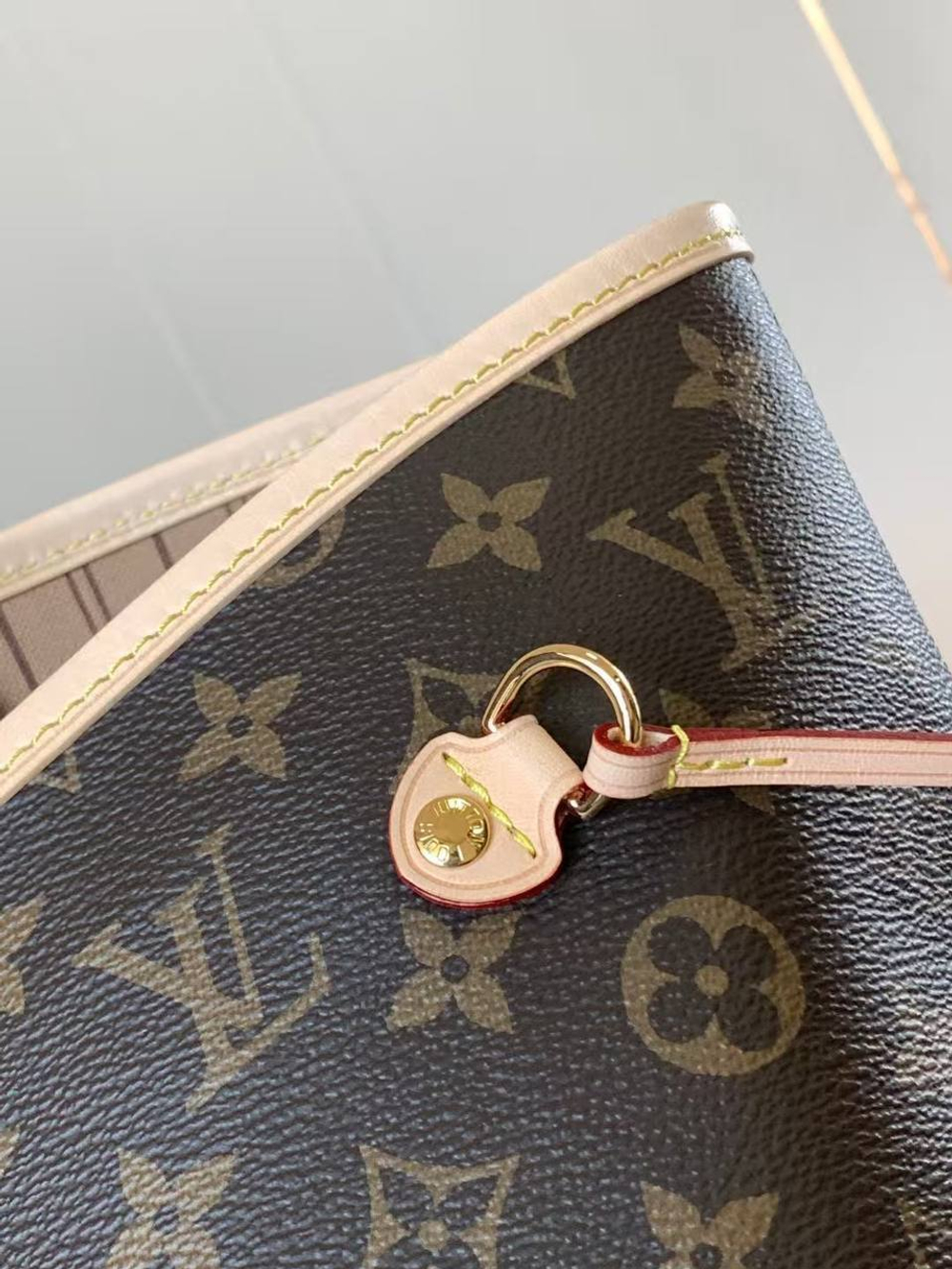 Женская сумка Louis Vuitton Neverfull GM коричневая с узором монограм