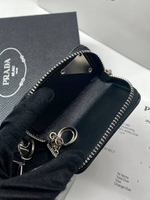 Ключница Prada