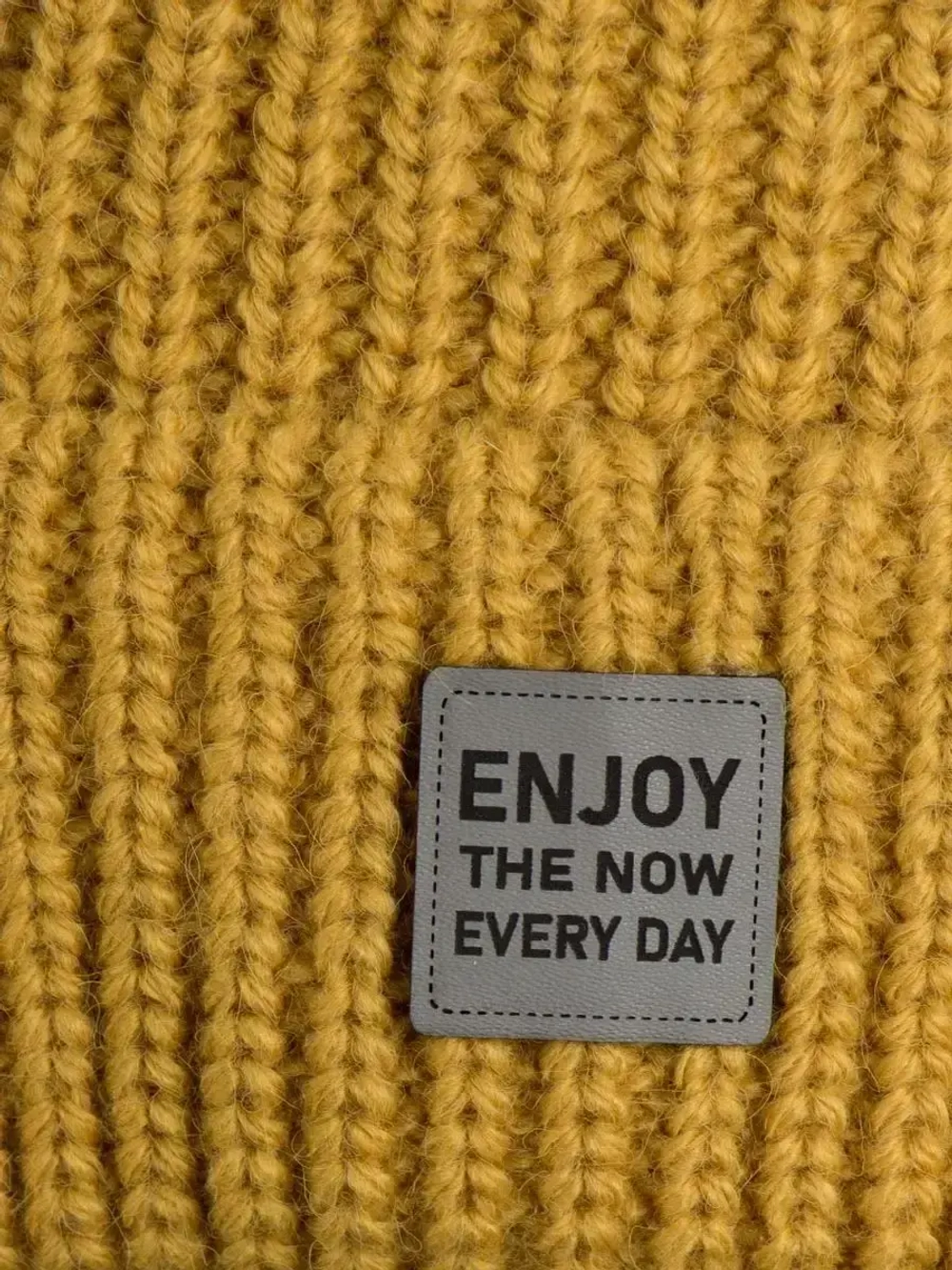 Шапка вязаная с ушками для детей