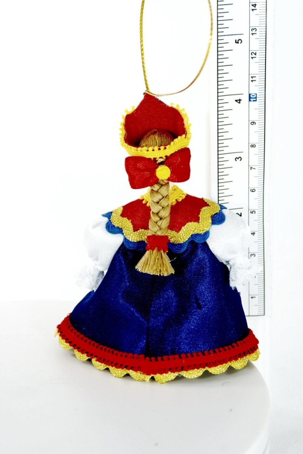 Кукла-подвеска в русском костюме