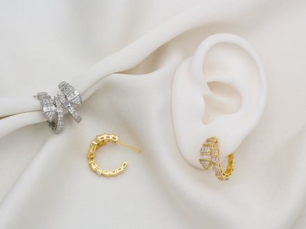 Cерьги-гвоздики "Змеи" 20мм, со стразами