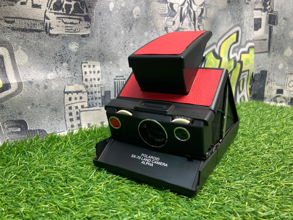 Polaroid SX-70 Land Camera
